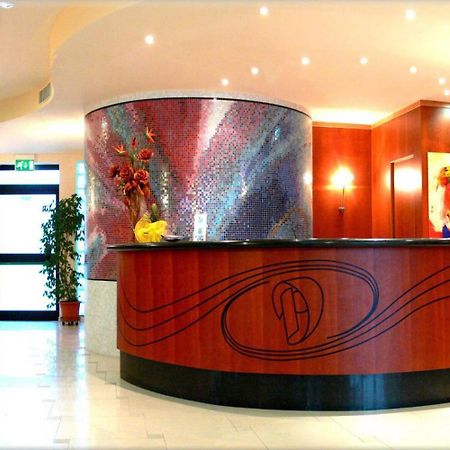 Hotel Duca Degli Abruzzi Montesilvano Bagian luar foto