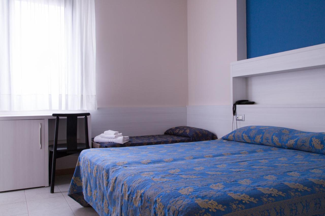 Hotel Duca Degli Abruzzi Montesilvano Bagian luar foto